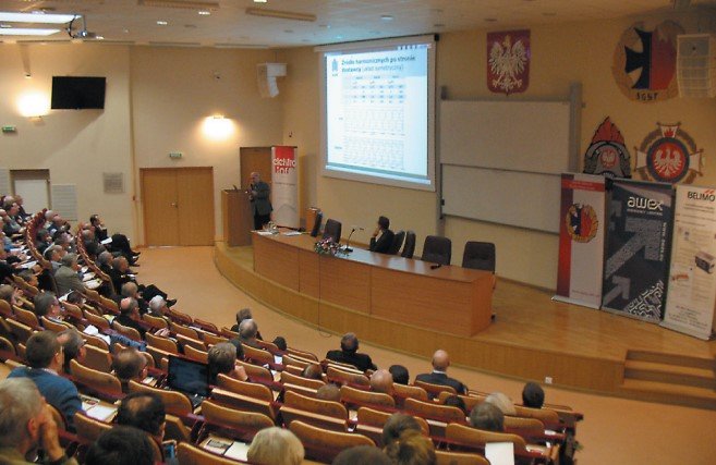 Konferencja w Szkole Głównej Służby Pożarniczej