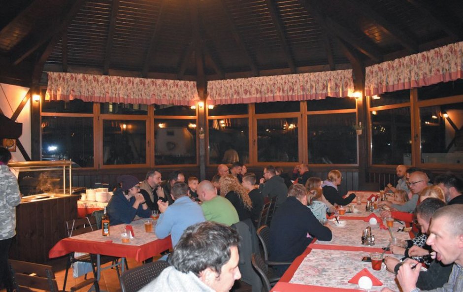 dyskusje merytoryczne