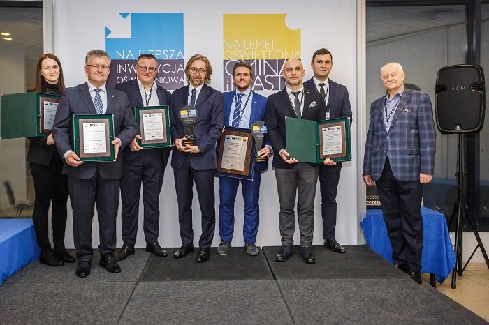 Światlo i elektrotechnika dla samorzadow