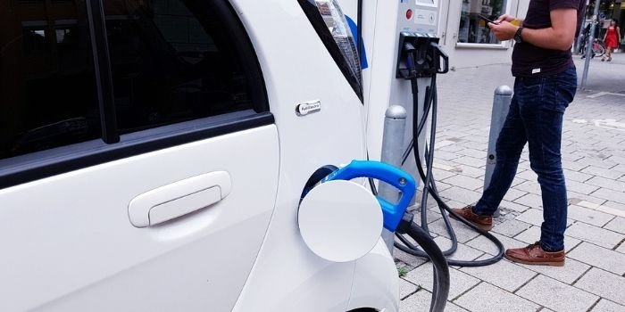 Nowe inicjatywy dotyczące elektromobilności będą szybciej wdrażane?, fot. pixabay.com