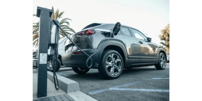 Cel niemieckiej elektromobilności zagrożony?, fot. pexels.com