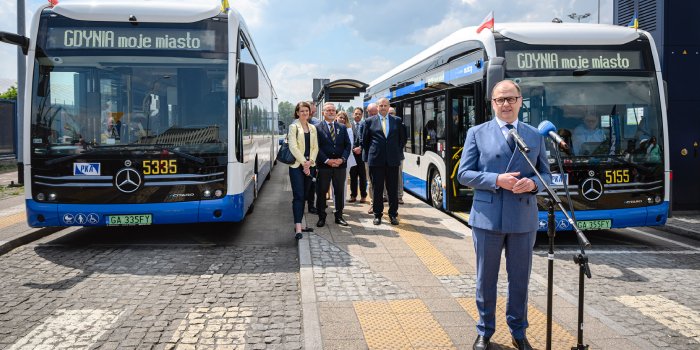 Pierwsze w Tr&oacute;jmieście autobusy elektryczne już jeżdżą ulicami Gdyni, fot. Mercedes-Benz