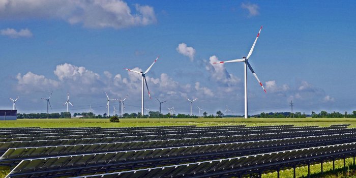 Zdaniem wiceministra klimatu i środowiska Ireneusza Zyski w perspektywie roku 2030 wielkość mocy zainstalowanej w OZE może przekroczyć 50 GW, zaś udział odnawialnych źr&oacute;deł w zużyciu energii brutto może sięgnąć 50 proc., fot. Pixabay&nbsp;