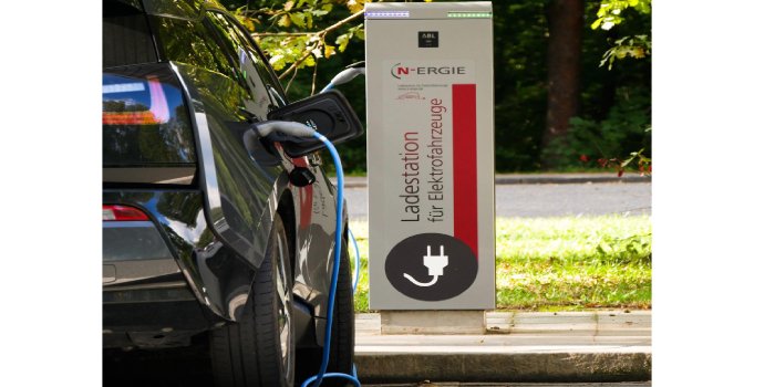 Niemcy zmieniają zasady dopłat do elektryk&oacute;w, fot. Pixabay