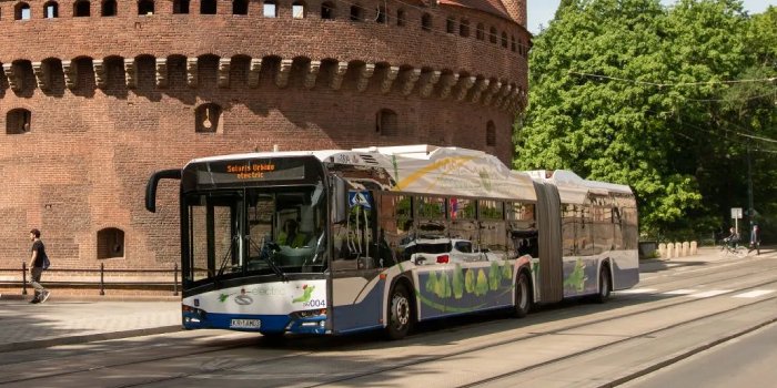 18 kolejnych autobus&oacute;w Solaris Urbino 18 electric będzie woziło pasażer&oacute;w w Krakowie, fot. MPK Krak&oacute;w