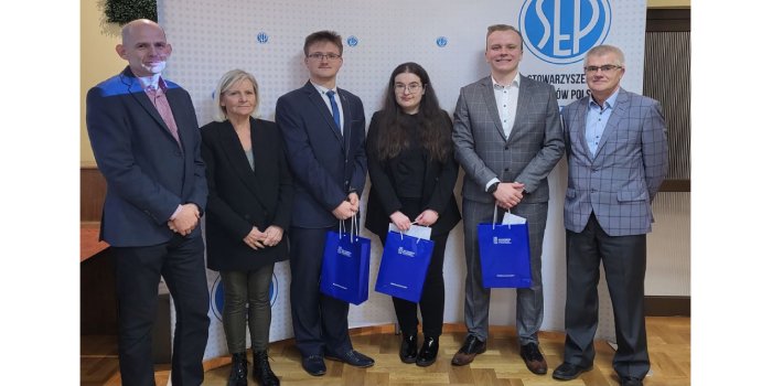 Członkowie jury i laureaci konkursu, fot. M. Węglarski/SEP
