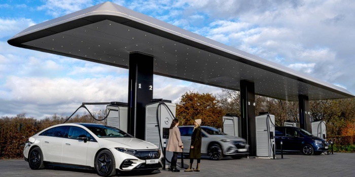 Mercedes-Benz uruchomił hub ładowania w Mannheim. Fot. materiały prasowe