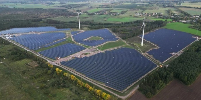 Polenergia podpisała 10-letni kontrakt na dostawy zielonej energii dla firmy Schattdecor, fot. Polenergia