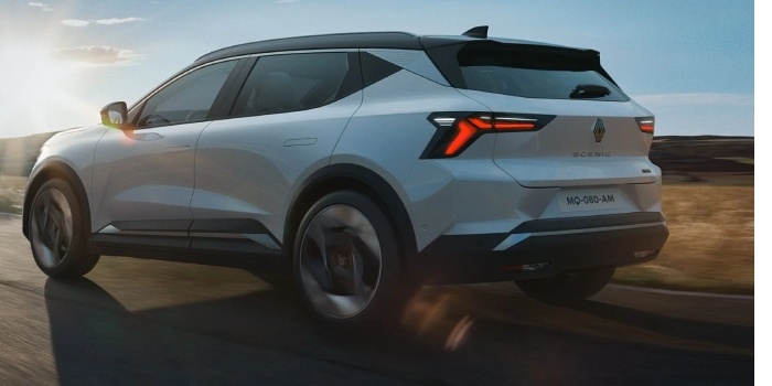 W pełni elektryczny Renault Scenic E-Tech został samochodem roku 2024. Fot. Renault