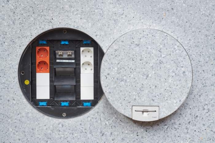 Jak zaprojektować i poprowadzić niezawodną instalację elektryczną ukrytą w podłodze? Fot. Hager Polo