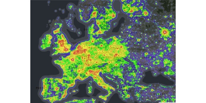mapa zanieczyszczenia swiatlem