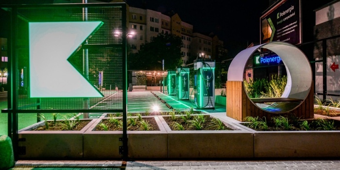 Resort klimatu: za pięć lat w Polsce ma być 87 tys. punkt&oacute;w ładowania elektryk&oacute;w. Fot. Polenergia