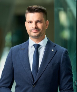 piotr listwon