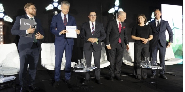Politycy koalicji rządzącej na Konferencji&nbsp; PSEW 2025 w Świnoujściu. Fot. PSEW