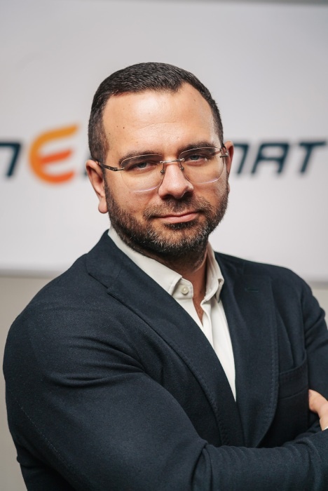 pawel kozlowski zdjęcie biznesowe