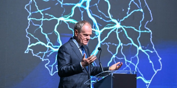 Premier Donald Tusk podczas wystąpienia w Gdańsku. Fot. Andrzej Jackowski/PAP
