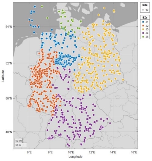 mapa Niemiec pokryta kolorowymi kropkami
