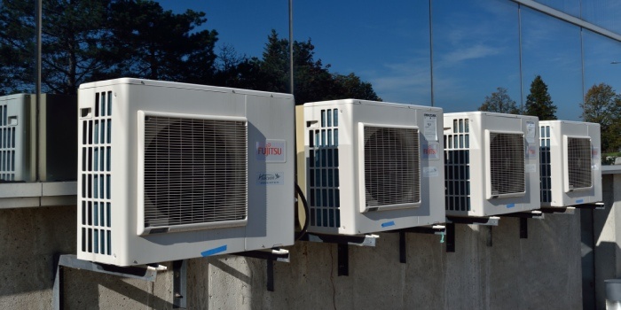 Upały wywołały zwiększony popyt na energię, bo każdy, kto m&oacute;gł, włączał klimatyzację. Fot. Pixaby