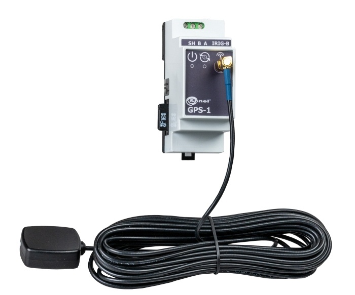 Moduł GPS-1 - urządzenie na białym tle